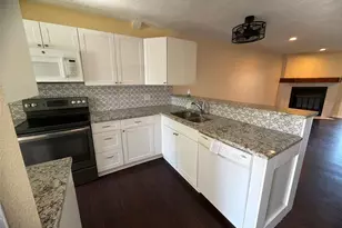 1663 S Blackhawk Way, Aurora, CO 80012 - Photo 11