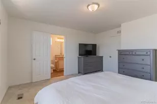 211 S Oak Hill St, Aurora, CO 80018 - Photo 19