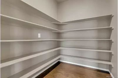 22426 E Layton Circle, Aurora, CO 80015 - Photo 11