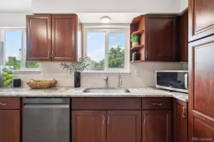 9975 W Wagon Trail Dr, Littleton, CO 80123 - Photo 3