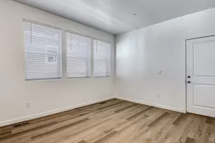 1342 S Chester St, Denver, CO 80247 - Photo 23