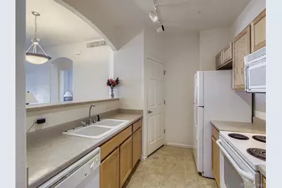 5255 Memphis Street #307, Denver, CO 80239 - Photo 7