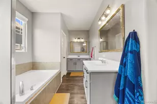 484 N Jamestown Way, Aurora, CO 80018 - Photo 27