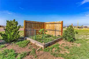 1237 N Stratton Dr, Pueblo West, CO 81007 - Photo 33