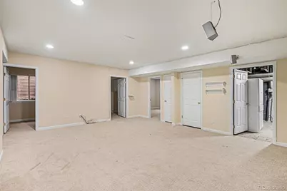 10732 W Dumbarton Circle, Littleton, CO 80127 - Photo 25