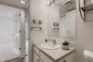 3323 S Monaco St, Denver, CO 80222 - Photo 25