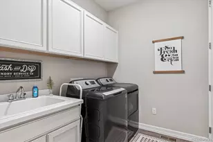 9140 Basalt Ln, Littleton, CO 80125 - Photo 19