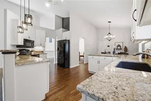 331 S Poplar St, Denver, CO 80224 - Photo 9