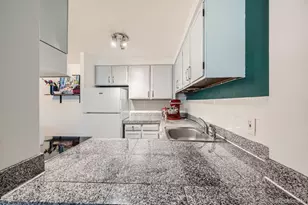 1260 York St, Denver, CO 80206 - Photo 13