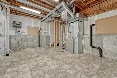 2613 S Killarney Court, Aurora, CO 80013 - Photo 33