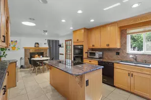 5182 Zinnia St, Arvada, CO 80002 - Photo 17