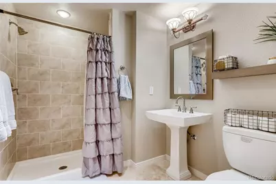 16688 E Hialeah Avenue, Centennial, CO 80015 - Photo 19