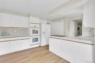 7504 E Jefferson Dr, Denver, CO 80237 - Photo 9