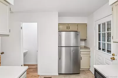 10212 W Dartmouth Avenue, Denver, CO 80227 - Photo 11
