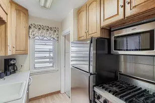 2574 S Gilpin St, Denver, CO 80210 - Photo 7