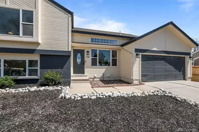 738 S Fairplay Court, Aurora, CO 80012 - Photo 3