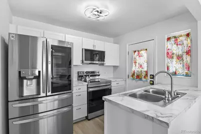 2656 Pontiac Street, Denver, CO 80207 - Photo 7