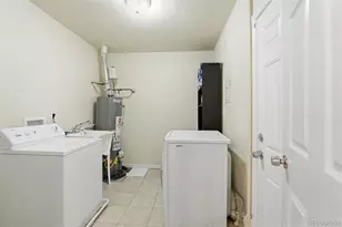 811 Ursula St, Aurora, CO 80011 - Photo 23