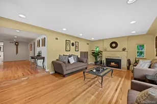 2901 Monaco Pkwy, Denver, CO 80207 - Photo 7