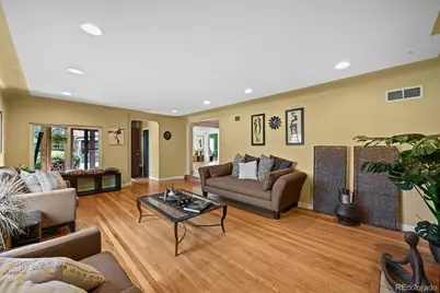 2901 Monaco Parkway, Denver, CO 80207 - Photo 9