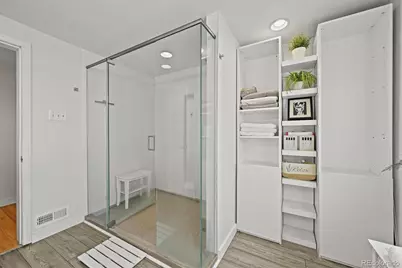 2901 Monaco Parkway, Denver, CO 80207 - Photo 27