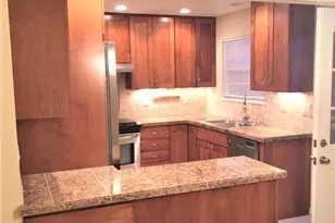 9030 E Cherry Creek Dr S, Denver, CO 80231 - Photo 9