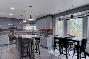 11246 W Coal Mine Dr, Littleton, CO 80127 - Photo 9