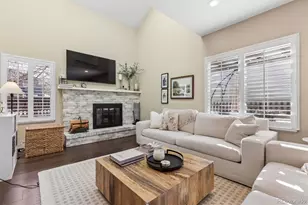 805 W Peakview Cir, Littleton, CO 80120 - Photo 5