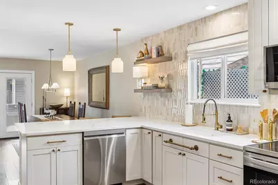 805 W Peakview Circle, Littleton, CO 80120 - Photo 13