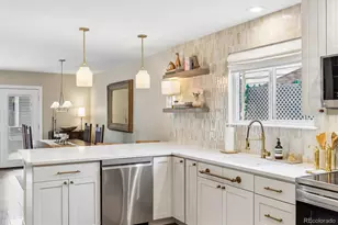 805 W Peakview Cir, Littleton, CO 80120 - Photo 13