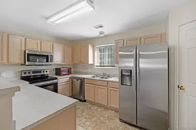 1337 S Danube Court #104, Aurora, CO 80017 - Photo 11