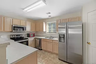 1337 S Danube Ct, Aurora, CO 80017 - Photo 11