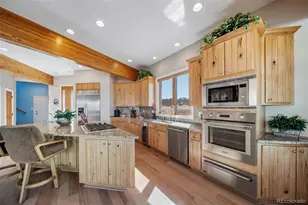 4586 Best Rd, Larkspur, CO 80118 - Photo 9