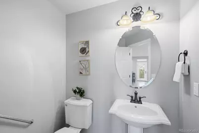 27545 E Nova Place, Aurora, CO 80016 - Photo 17