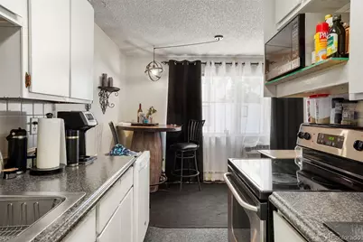 207 S Jefferson Avenue, Loveland, CO 80537 - Photo 17