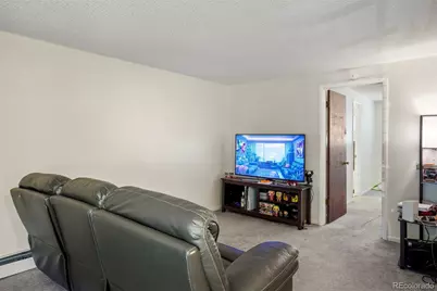 207 S Jefferson Avenue, Loveland, CO 80537 - Photo 13