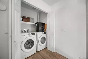 1381 S Cathay Ct, Aurora, CO 80017 - Photo 19