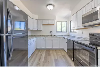 5119 Chandler Way, Denver, CO 80239 - Photo 19