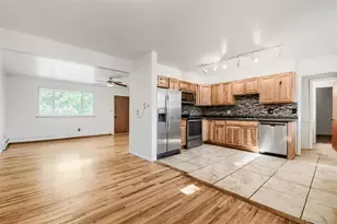 422 S Uvalda St, Aurora, CO 80012 - Photo 7