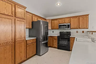 9657 W Peakview Drive, Littleton, CO 80123 - Photo 9