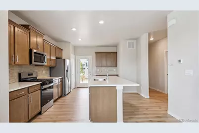 678 N Ukraine Street, Aurora, CO 80018 - Photo 7