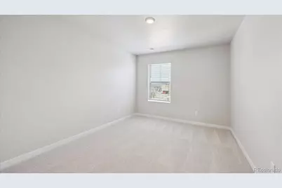 678 N Ukraine Street, Aurora, CO 80018 - Photo 5