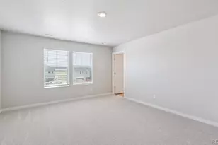 678 N Ukraine St, Aurora, CO 80018 - Photo 17