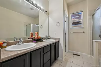 247 N Coolidge Way, Aurora, CO 80018 - Photo 17