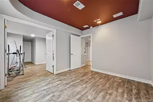 247 N Coolidge Way, Aurora, CO 80018 - Photo 37