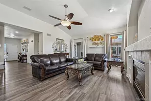 247 N Coolidge Way, Aurora, CO 80018 - Photo 5