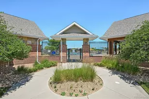 247 N Coolidge Way, Aurora, CO 80018 - Photo 47