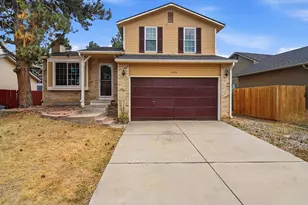19472 E Princeton Pl, Aurora, CO 80013 - Photo 1