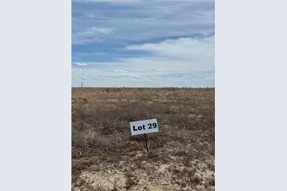 660 Coyote Trail, Akron, CO 80720 - Photo 1