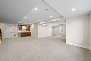 27001 E Long Cir, Aurora, CO 80016 - Photo 37